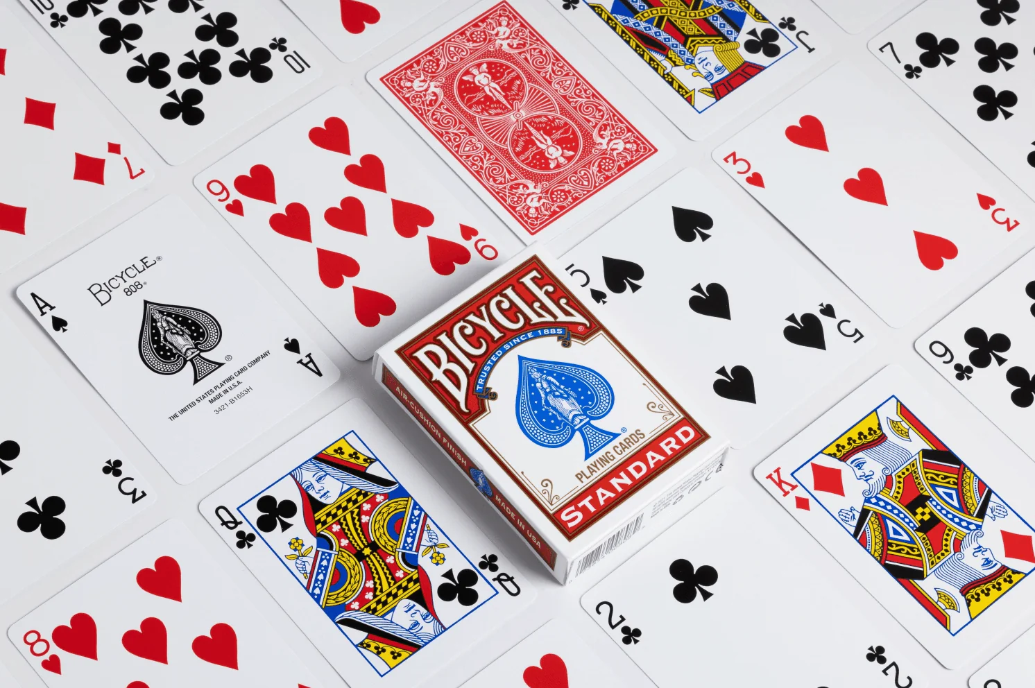 Bicycle Standard 2-Pack Red & Blue Playing Cards - Image 3
