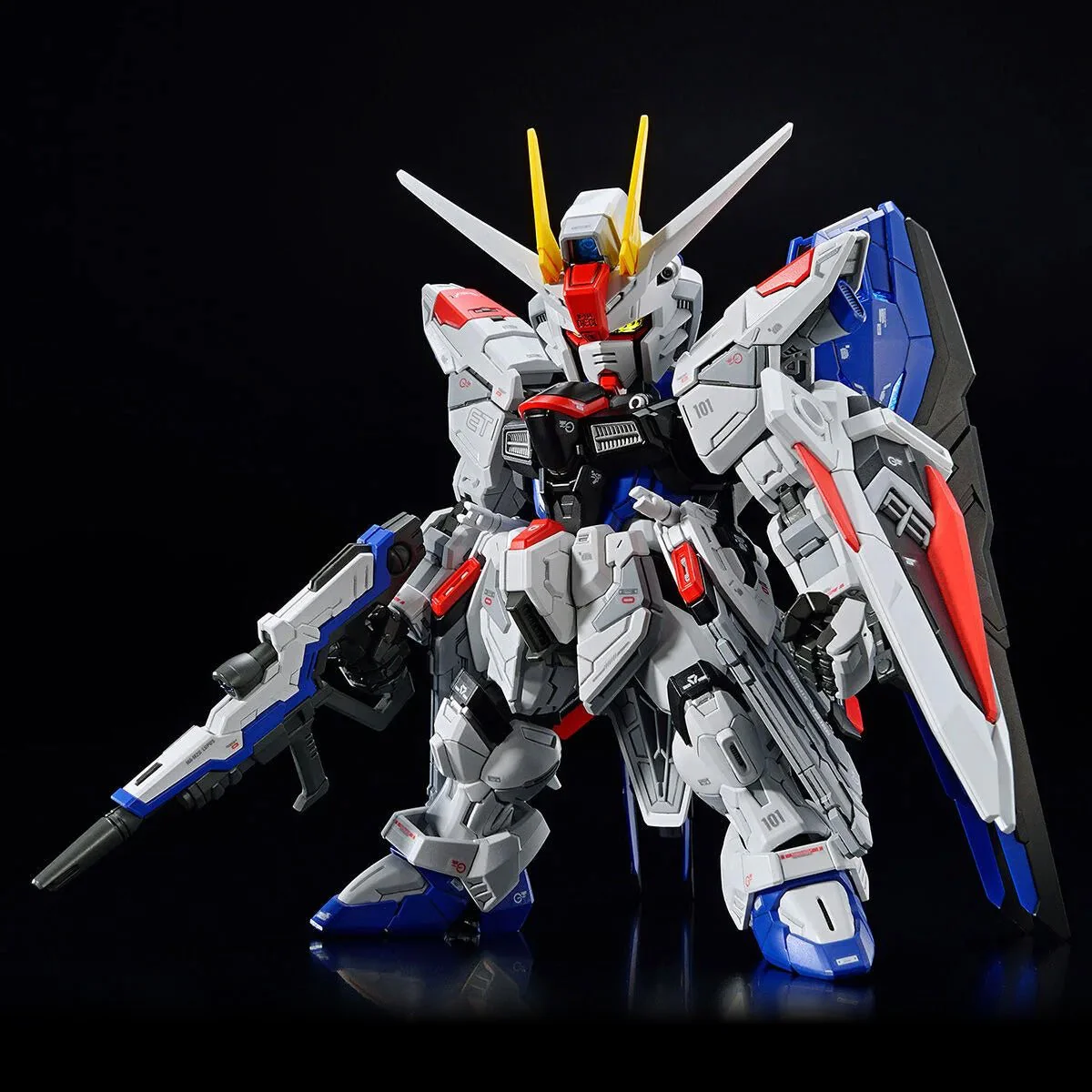 MASTER GRADE SD FREEDOM GUNDAM - Image 2