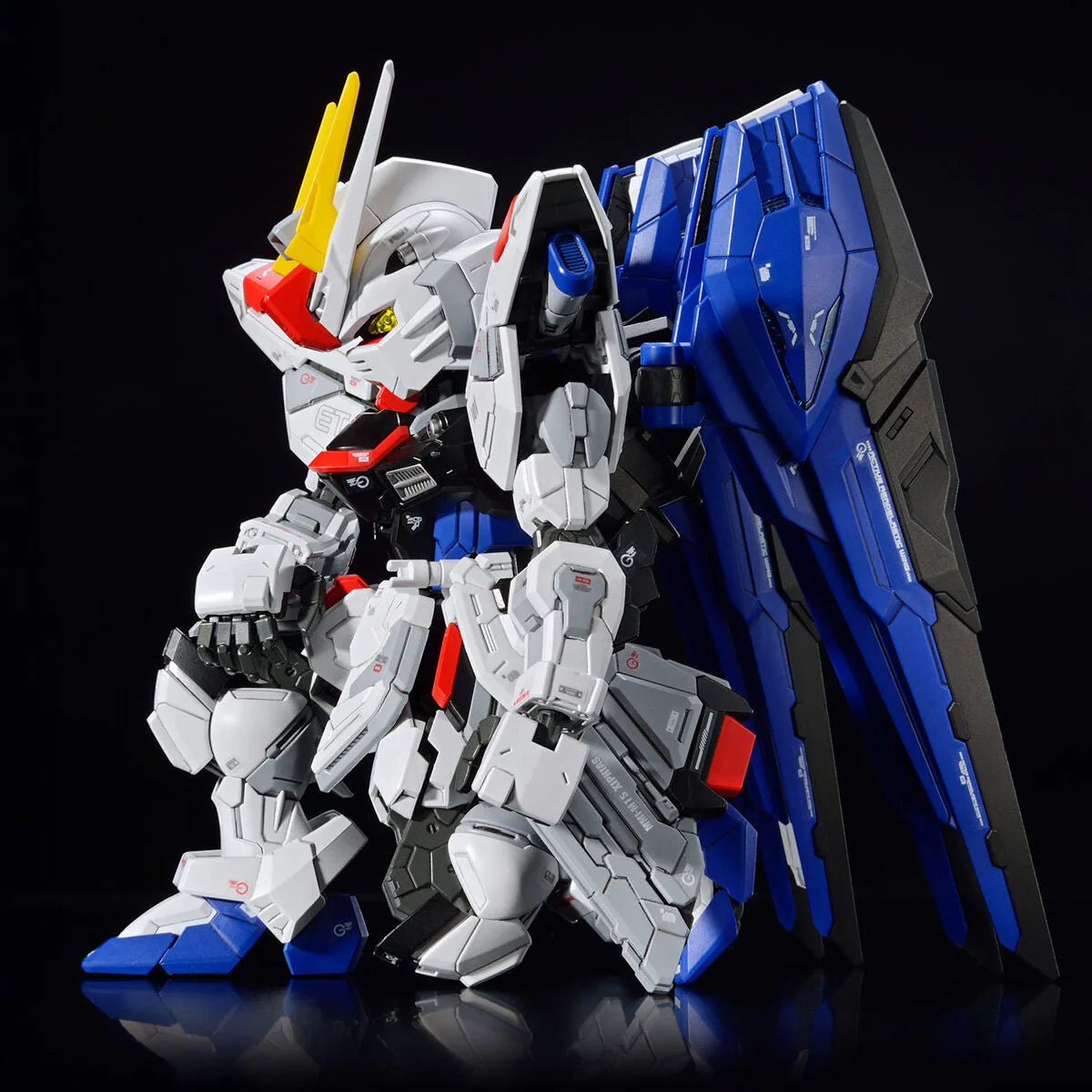 MASTER GRADE SD FREEDOM GUNDAM - Image 3