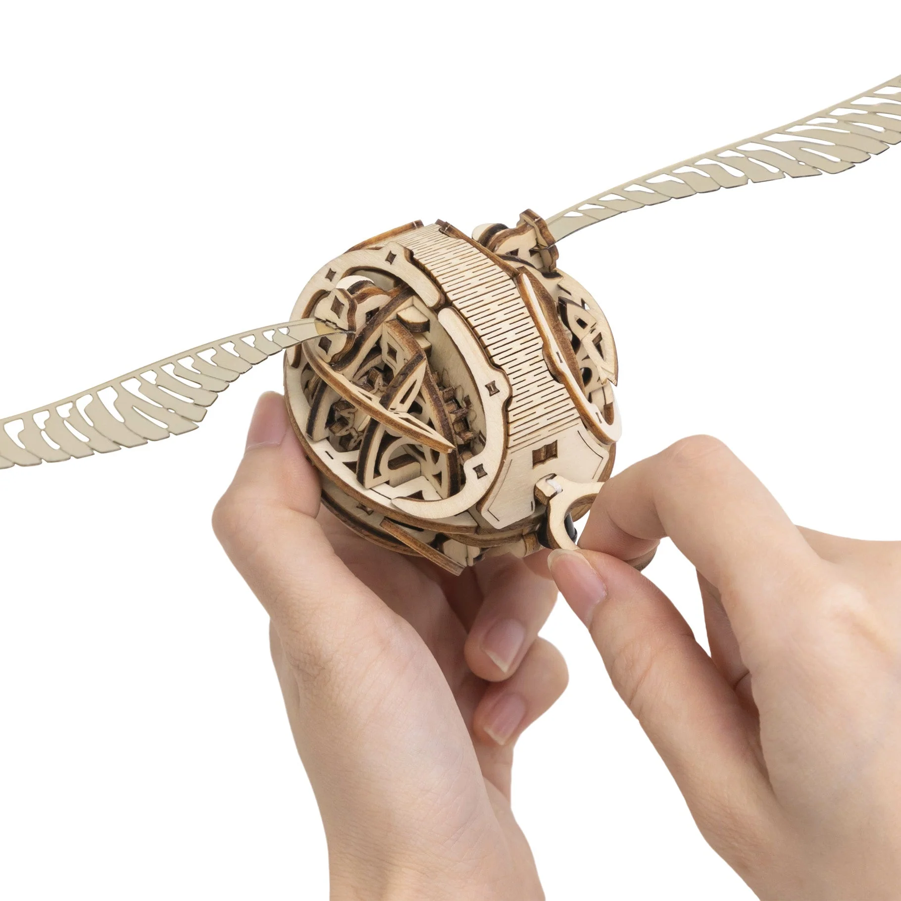 Harry Potter Mechanical Golden Snitch - Image 5